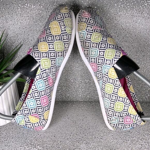 Toms Multicolored Slip On Flats Loafers Shoes Boho Hippie Size 8 - Picture 5 of 8